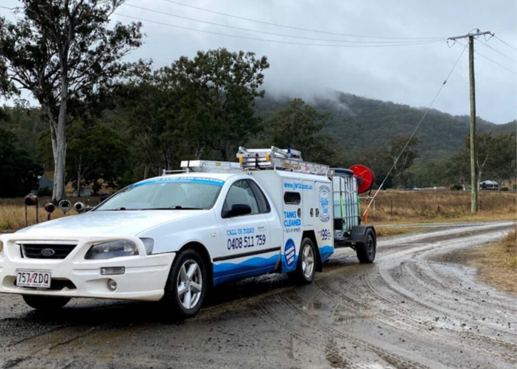 specialist water tank cleaner here in Jimboomba and surrounds